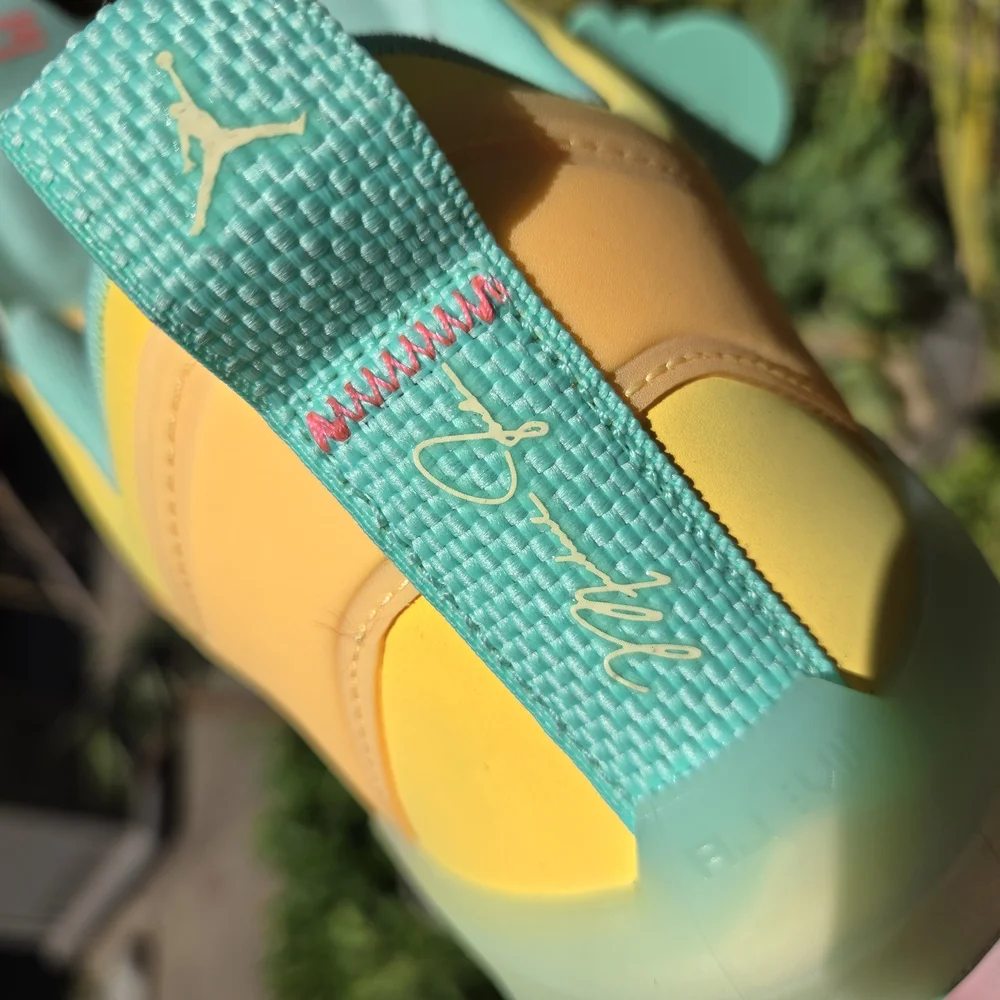 Nike Air Jordan 37 Low 'Freshly Squeezed' EYBL SZ 9 EUC           (BIN 006) - Picture 9 of 13